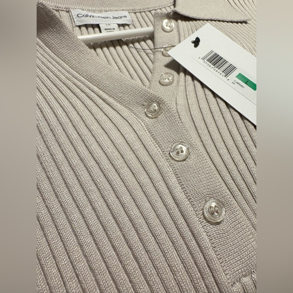 Calvin Klein Women's Cream Ribbed Quarter-Button Polo Shirt